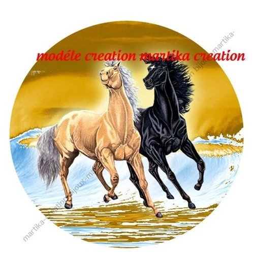 A coller cabochon epoxy 25 mm cheval n°22 fait-main 