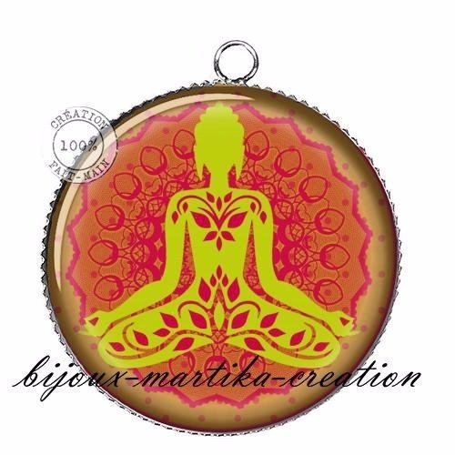 1 pendentif cabochon bouddha méditation ref:bo15