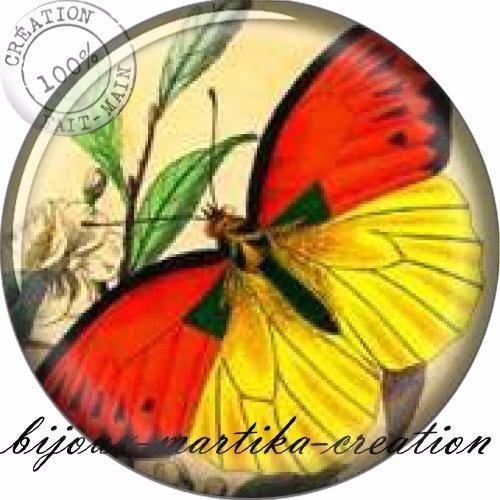 Cabochon papillon résine 25 mm