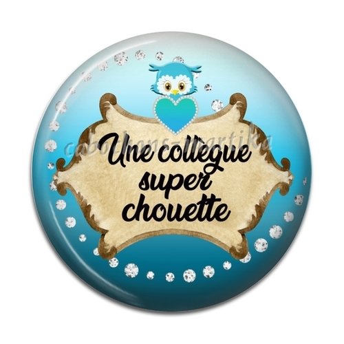 Cabochon une collègue super chouette résine 20 mm 