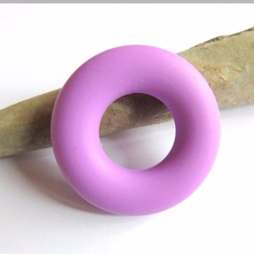 Anneau dentition en silicone violet 43 mm pour création attache tétine hochet..