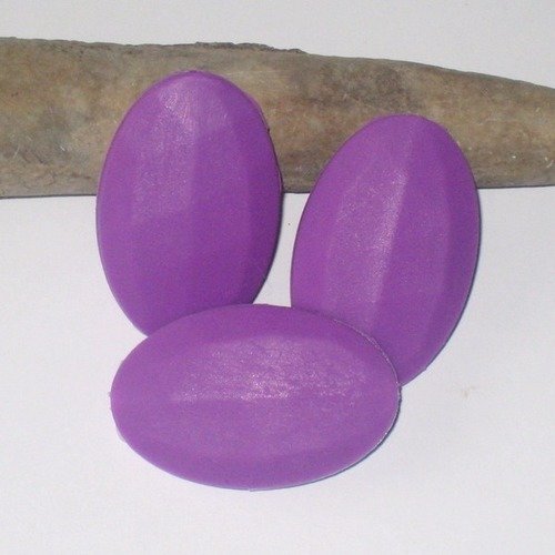 Perle silicone ovale plate violette