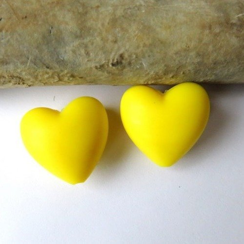 Perle silicone cœur jaune