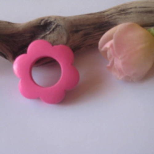 Perle en bois fleur rose 
