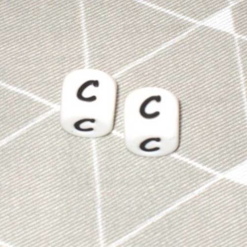 Perle alphabet en silicone lettre c 