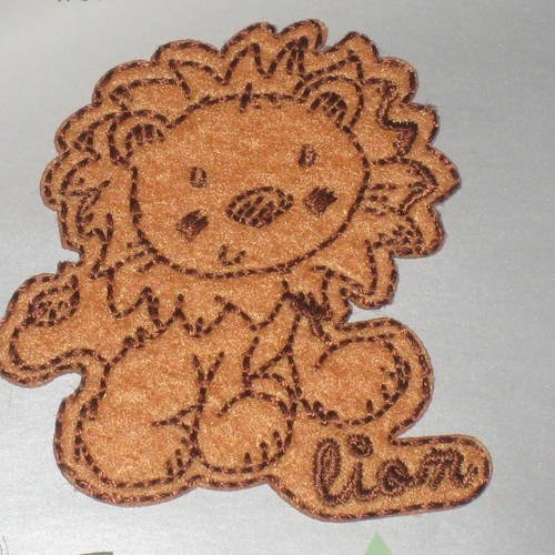 Motif appliqué thermocollant lion 