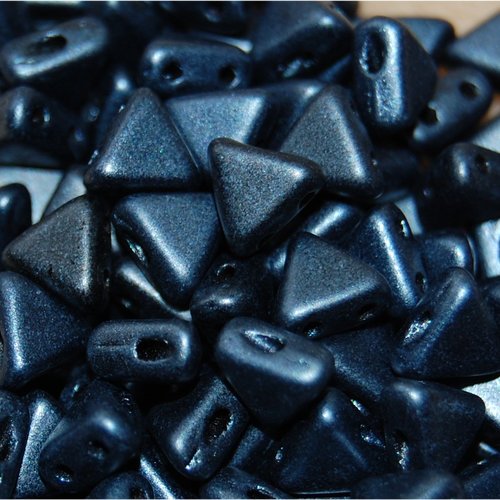 10gr kheops® par puca® 6mm perles en verre triangle coloris metallic mat dark blue 23980/79032 - bleu