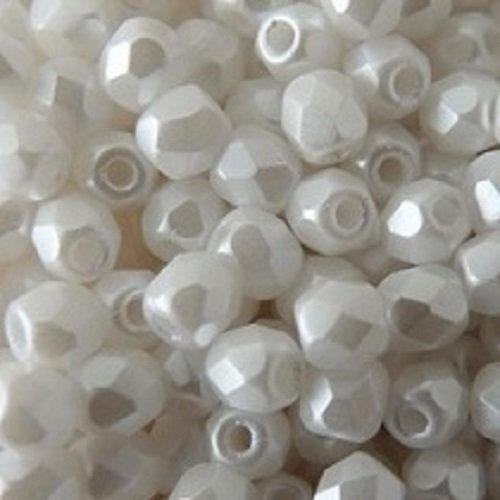 Lot 50 perles de facettes verre de boheme 4mm coloris pastel white 02010/25001 - blanc