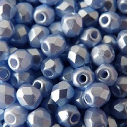 Lot 50 perles de facettes verre de boheme 4mm coloris pastel light sapphire 02010/25014 - bleu