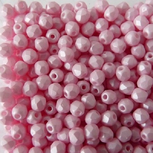 Lot 50 perles de facettes verre de boheme 4mm coloris pink pearl 02010/29305 - rose nacre