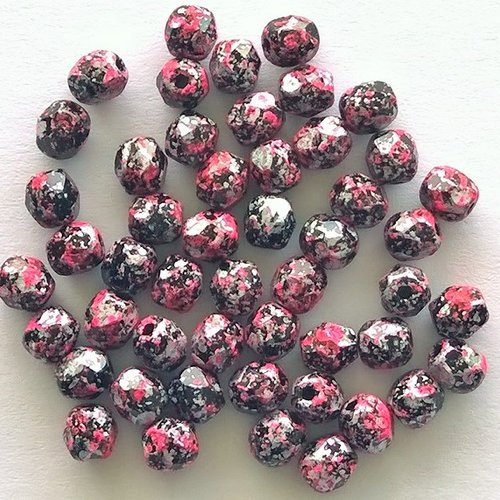 Lot 50 perles de facettes verre de boheme 4mm coloris tweedy pink 23980/45708 - rose / argent