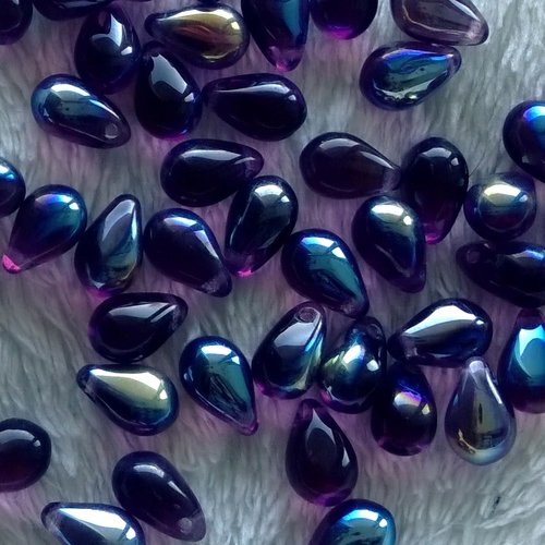 Lot 25 gouttes de boheme 6x9mm en verre coloris amethyst ab 20060/28701 - violet avec des reflets