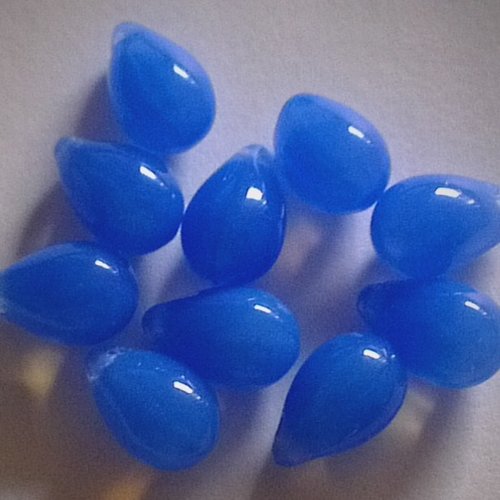 Lot 25 gouttes de boheme 6x9mm en verre coloris sapphire opal 31000 - bleu