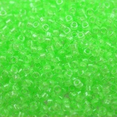 5gr perles rocailles miyuki delica 11/0 - 2mm coloris luminous mint green db2040 - vert fluo