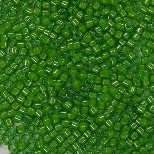 5gr perles rocailles miyuki delica 11/0 - 2mm coloris lined pea green luster db0274