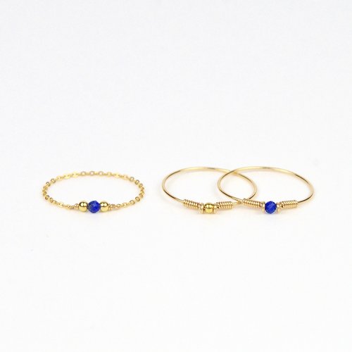 Ensemble de trois bagues fines empilables en or laminé et lapis lazuli - lot de bagues fines minimalistes en argent 925 ou en or