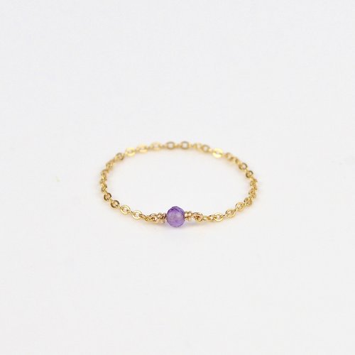 Bague en fine chaîne d'or laminé et améthyste - bague chaînette en or ou en argent 925 - bague minimaliste
