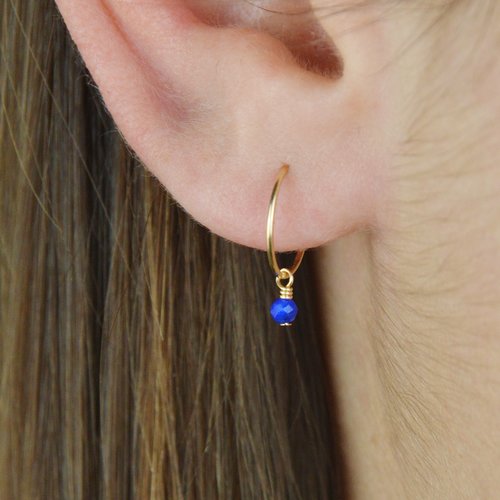 Petites créoles minimalistes en or laminé 14k et lapis lazuli - créoles fines en argent 925 ou en or - boucles d'oreilles fines