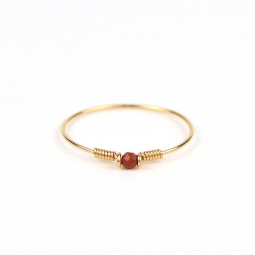 Bague fine en or laminé 14k et jaspe rouge - bague minimaliste en argent 925 ou en or - bijoux faits main