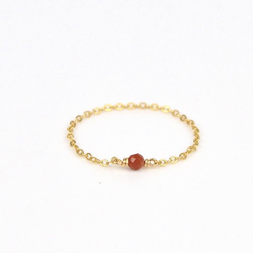 Bague fine en chaîne d'or laminé et jaspe rouge - bague chaînette en or ou en argent 925 - bague minimaliste
