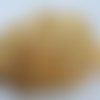 30 perles en verre jaune miel +/- 6mm 