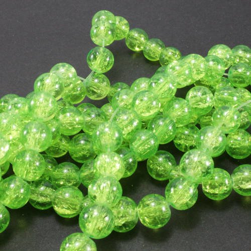 50 perles en verre craquelé vert clair 8mm        lbp00333 