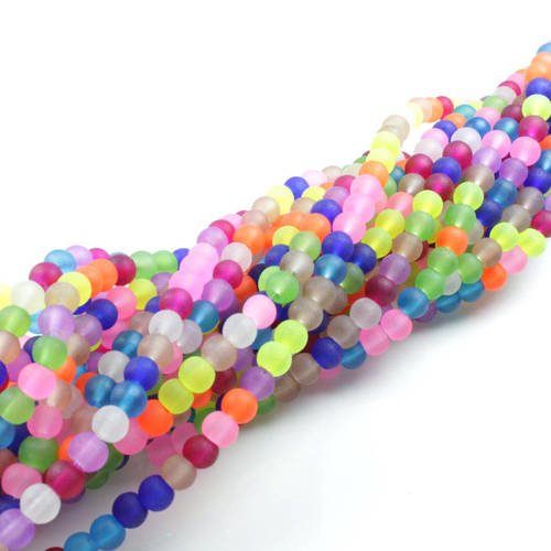 Environ 100 perles en verre givré multicolore +/- 4mm      lbp00450 