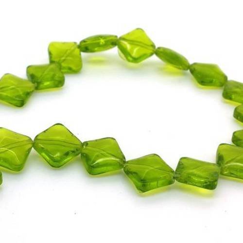 10 perles en verre carré 10mm transparent vert (pv726) 