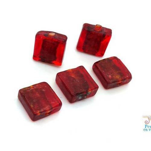 5 perles carrées en verre rouge 12x12mm (pv687) 
