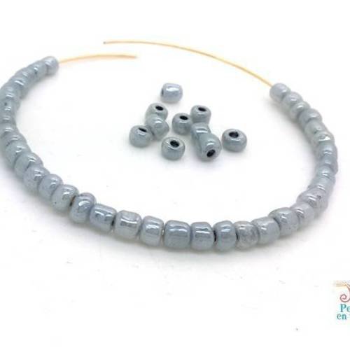30 gr grosses perles rocailles gris argenté bleu 4mm (roc40) 