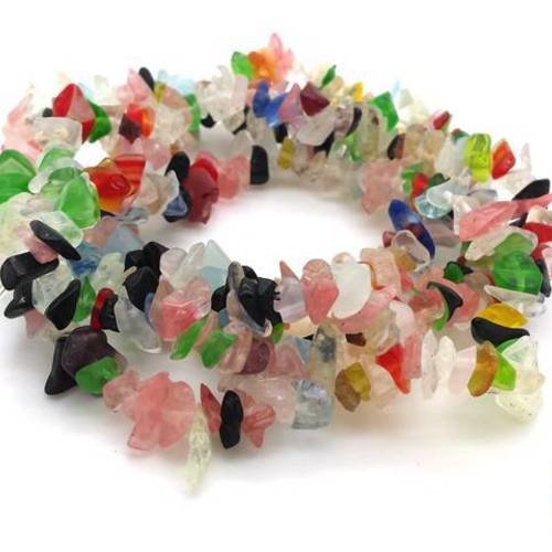 Perles de verre et gemmes, couleurs mélangées, chips 4 à 10mm, fil 80cm (pv598) 