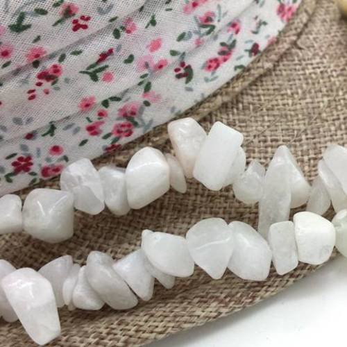 30 perles chips jade blanc 8 à 13mm (pg172) 