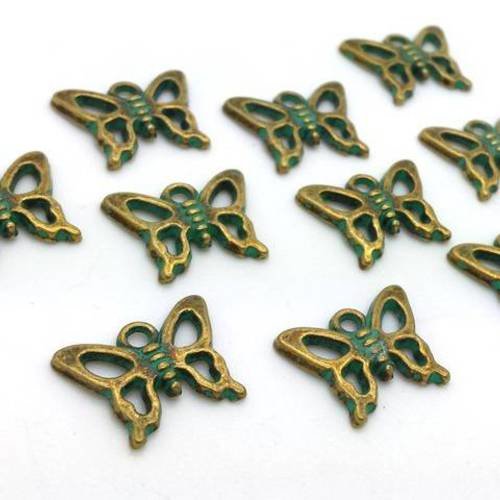 10 breloques papillons vert de gris patine, bronze sans nickel, 12x16mm (bre440) 