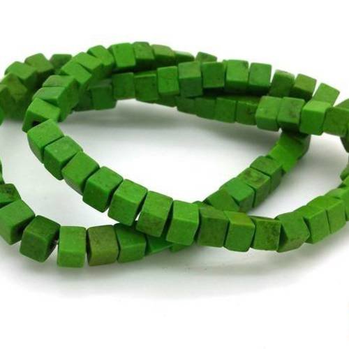 50 perles cubes en howlite vert 4x4mm (ph130) 