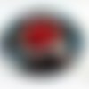 1 pendentif médaillon en céramique peinte, fleur noir/rouge/blanc, diamètre 45mm (pc132) 