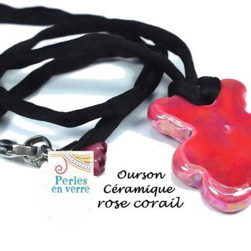 1 pendentif ourson en céramique vieux rose/corail, 25x26mm (pc129) 
