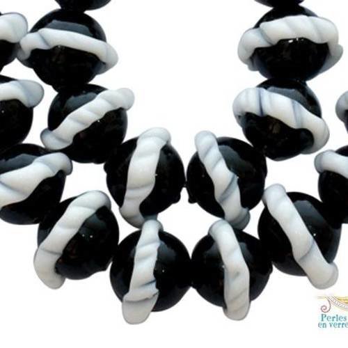 5 perles  noires et blanches en verre lampwork, 10x13mm (pv411) 
