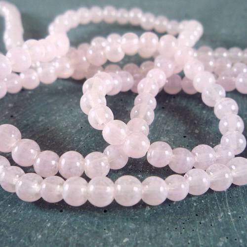 1 fil de 115 perles en verre rose pâle effet givré, 4mm (pv382) 