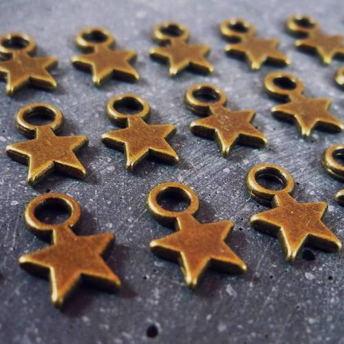 20 breloques étoiles bronze, 7x9mm, (bre214) 