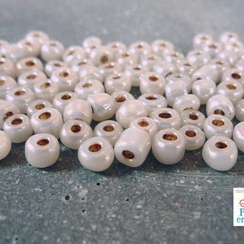 30 grammes grosses perles de rocaille gris clair, 3mm, (roc14) 