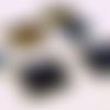2  breloques bronze carrées avec 2 cabochons oeil de chat  noir 10mm, (bre198)