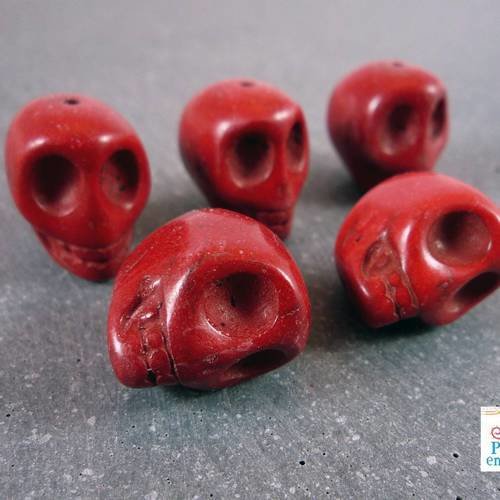 2 perles grands skulls rouge foncé en howlite, 18mm (ph3) 