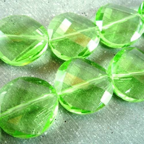 5 perles en verre twistées à facettes vertes 18x6mm (pv152) 
