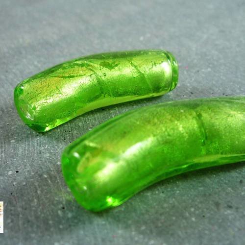1 perle en verre feuille d'argent, tube 32mm vert pomme, (pv139) 