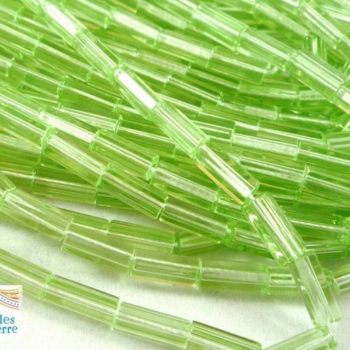 20 perles en verre tchèques tube hexagonal lime green,  10x4mm. (ptch201) 