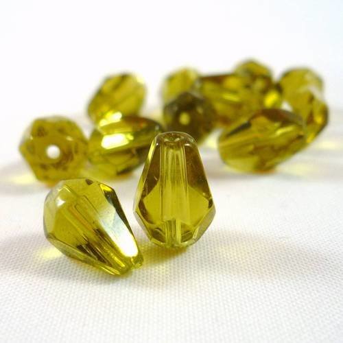 10 perles gouttes à facettes olivine transparent, 12x8mm, (pv34)