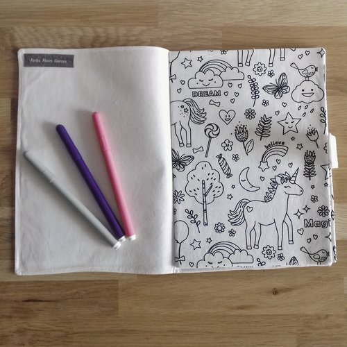 Livre de coloriage lavable  Un grand marché