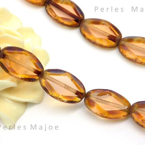 4 perles tchèques en verre plates forme losange transparentes divers reflets de couleur