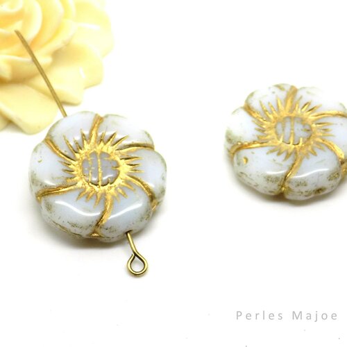 Perle fleur tchèque, marguerite, perles tchèques en verre pressé, tons blanc et doré, diamètre 22 mm, vendue à l'unité