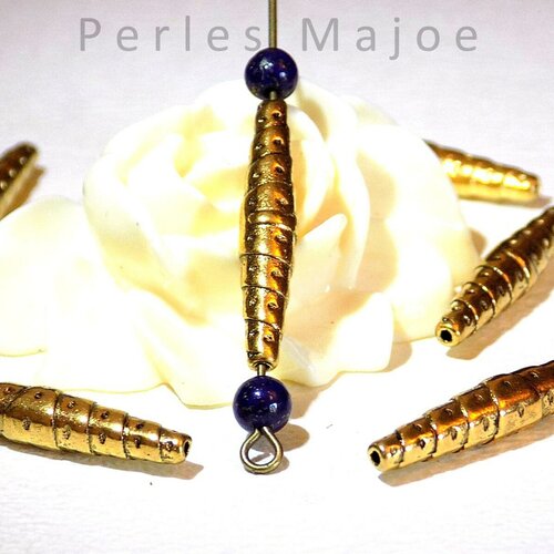 10 perles forme navette décorées couleur or antique dimensions 25 x 5 mm